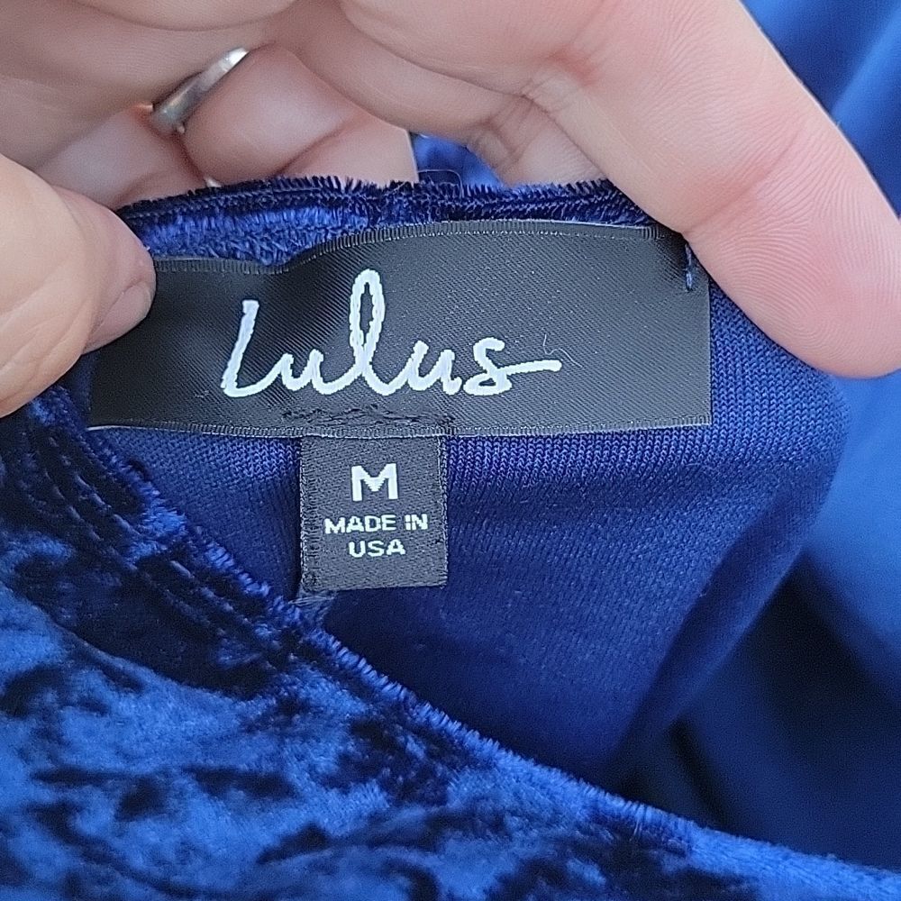 Lulu's cross front velvet dress size M - Picture 5 of 7